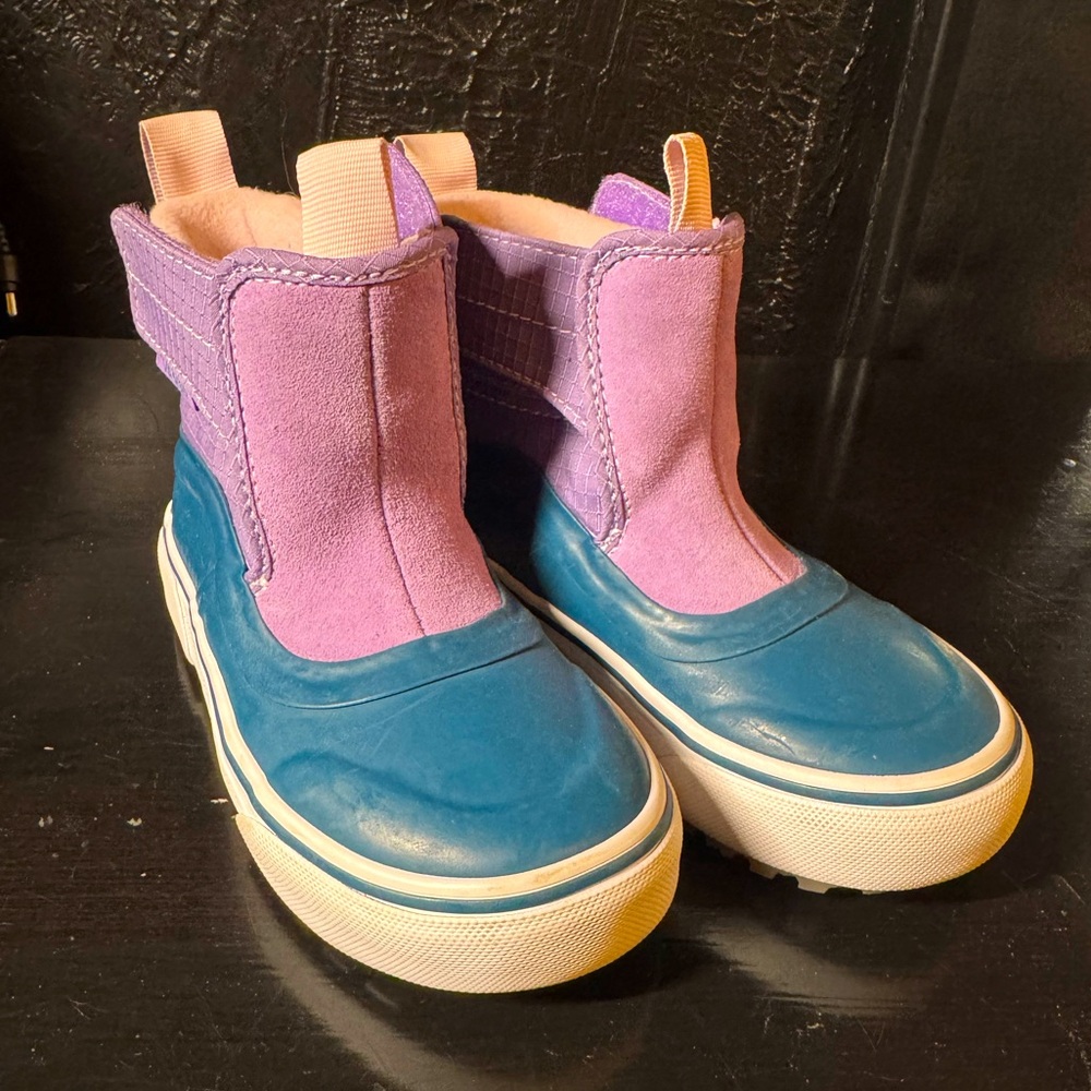 Vans MTE slip on high terrain shoes